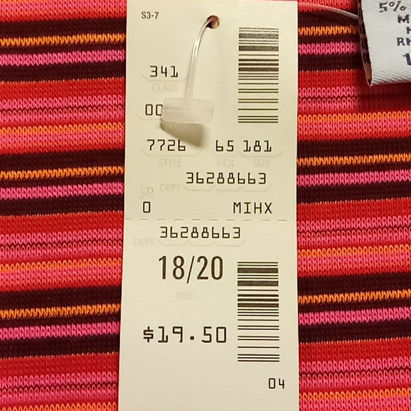 2 summer tops by Avenue - Picture 10 of 11